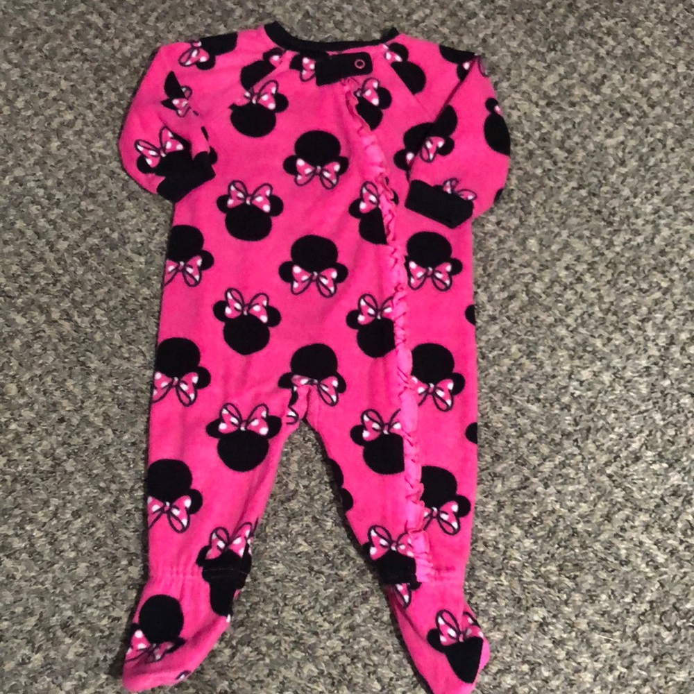 Disney Bundle - Picture 2 of 7